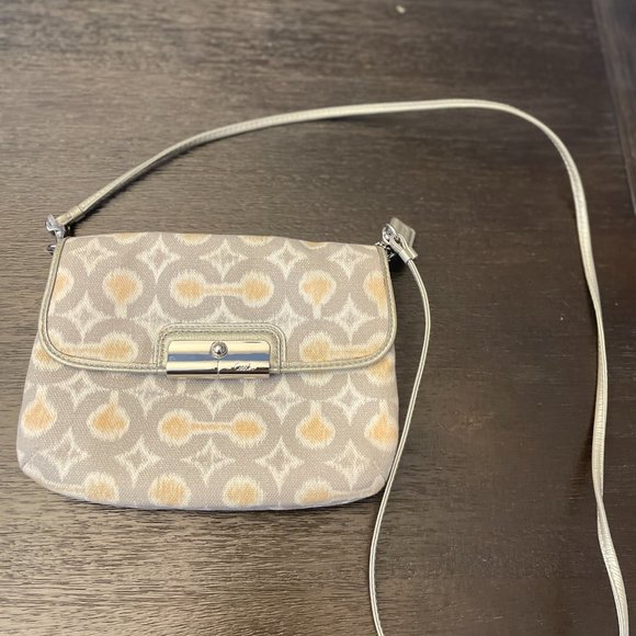 Coach Crossbody Pastel Gray Pink/Peach Bag Spring / Easter Converts to Hand Bag - Picture 7 of 9